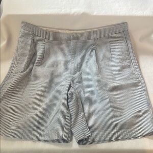 Cutter & Buck Blue and White Flat Front Shorts with Textured Fabric